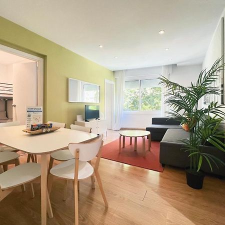 Stay U-Nique Apartments Aribau II Barcellona Esterno foto